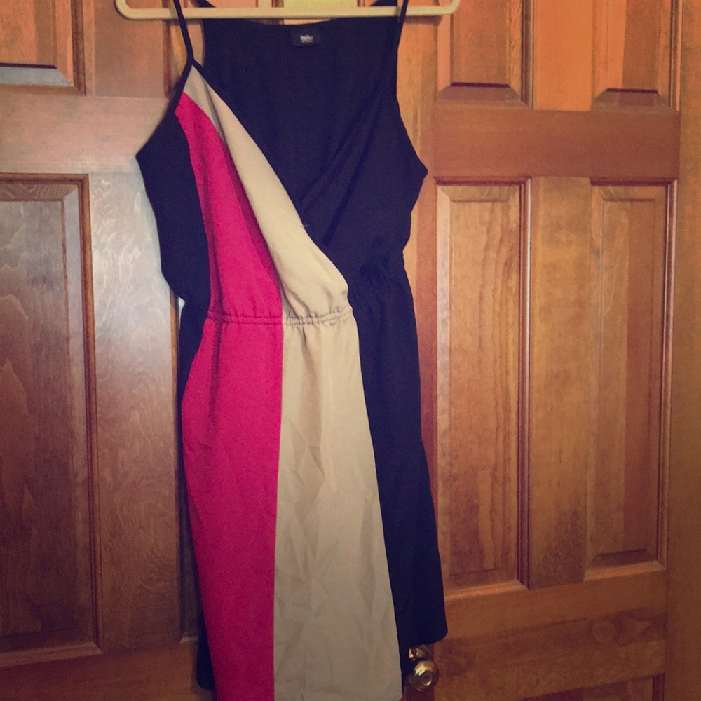 Fun, light dress!